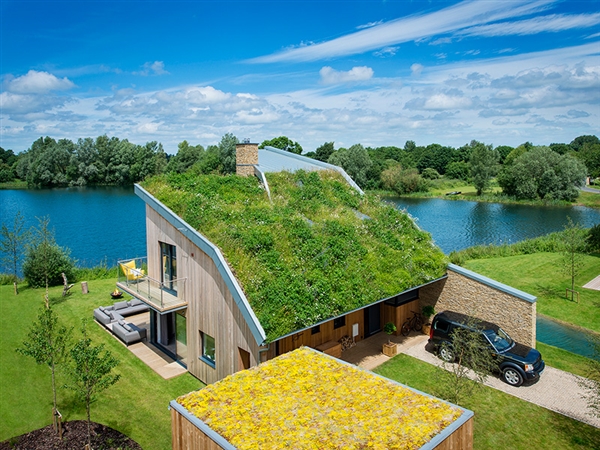Lakeside holiday rentals through Habitat Escapes at Lower Mill Estate