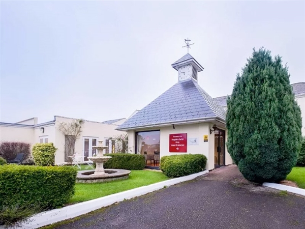 The Cheltenhma Regency Hotel located outside Cheltenham and close to the M5 Motorway